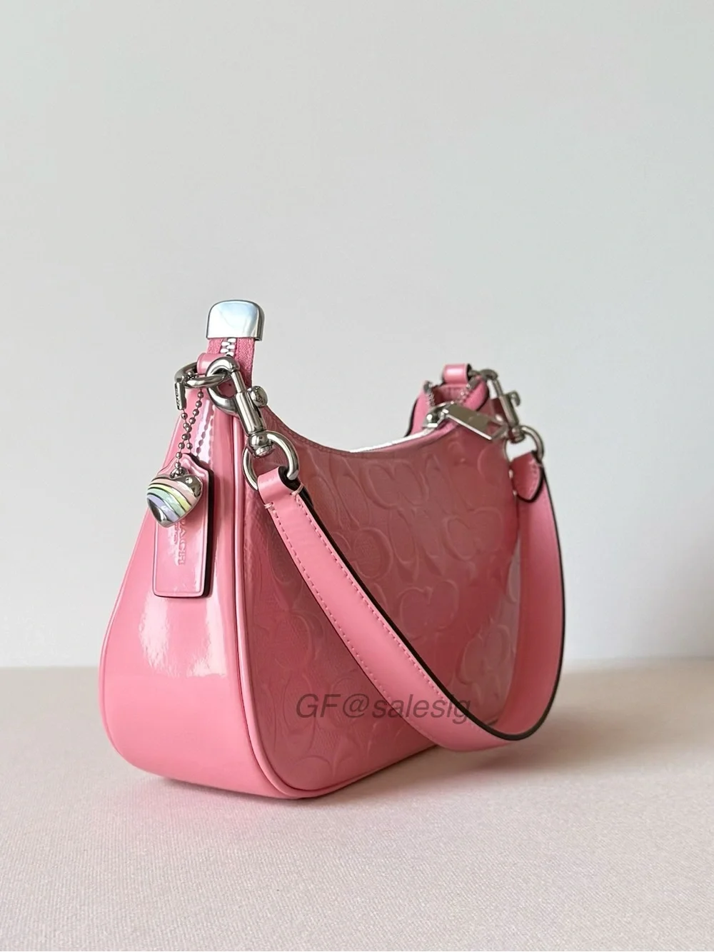 NWT Coach Teri Shoulder&Crossbody Bag Pink Patent Leather  Heart Charm CDA98